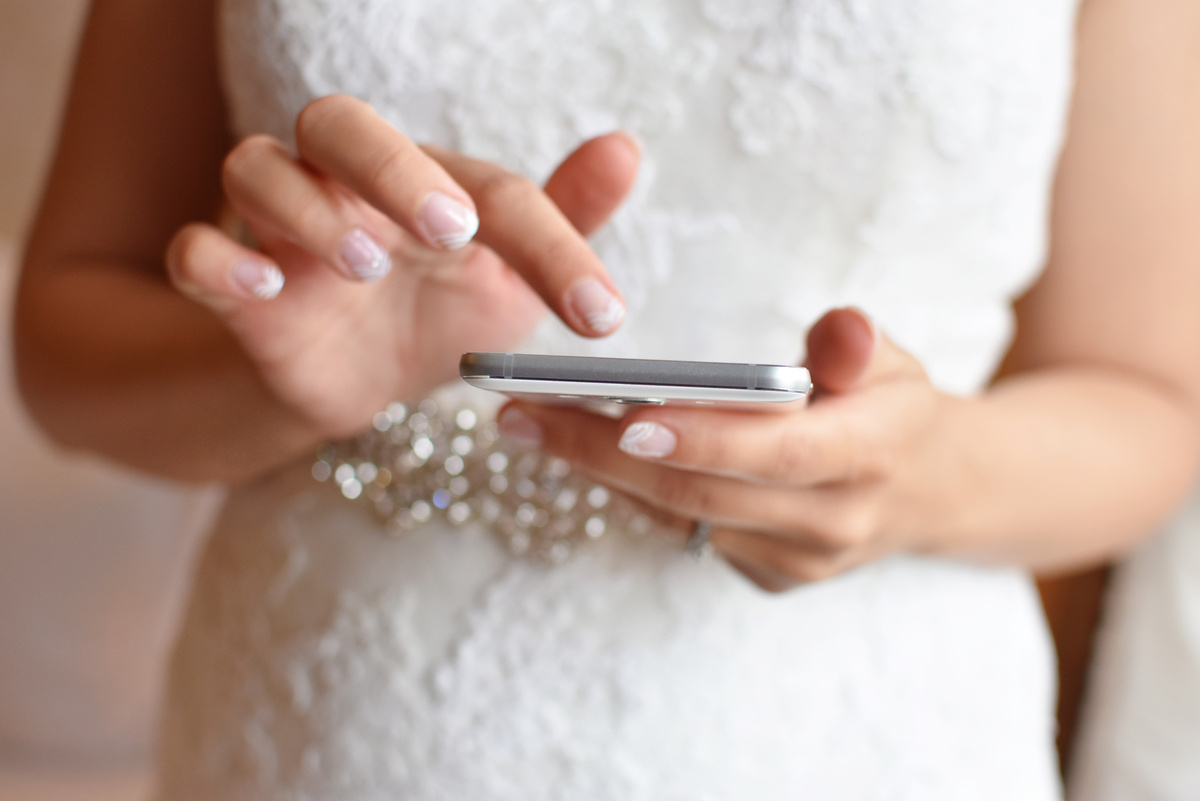 Femme mariée sur téléphone acte de mariage